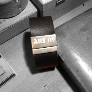 Armband ARX89 model 901